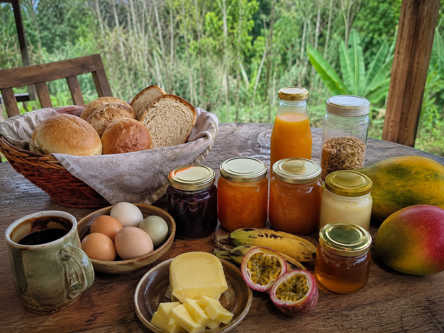 Waldhaus Eden – regionales Genusspaket mit Produkten aus Paraguay